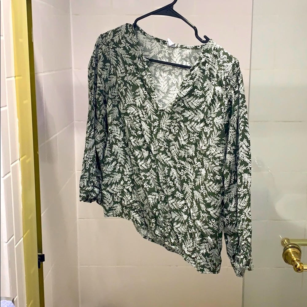 Green old navy top